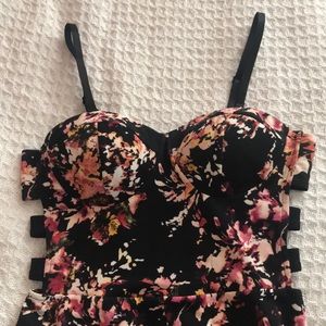 Floral jumpsuit - cropped wide leg